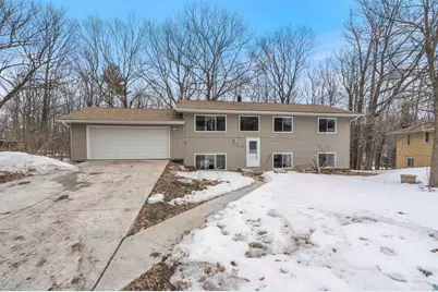 1206 Woodrich Circle, Duluth, MN 55811 - Photo 2