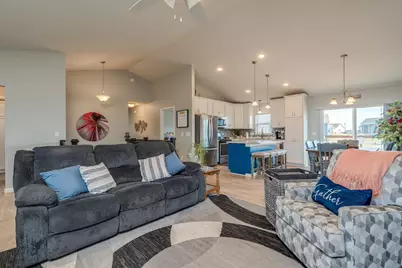 1000 Mulberry Avenue NE, Montgomery, MN 56069 - Photo 8