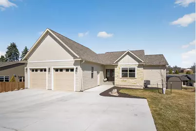 428 8th Street SW, Pine Island, MN 55963 - Photo 1