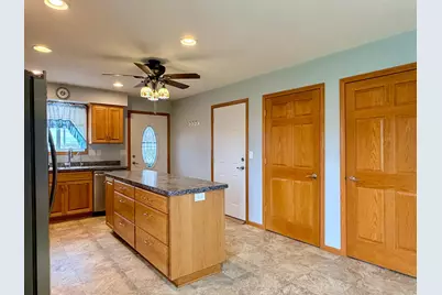 105 8th St S, Hoffman, MN 56339 - Photo 4