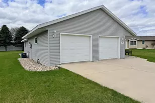 105 8th St S, Hoffman, MN 56339 - Photo 32