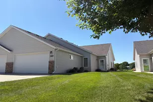 2869 35th St S, Moorhead, MN 56560 - Photo 1