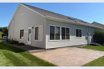 2869 35th Street S, Moorhead, MN 56560 - Photo 2