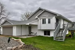 16523 165th St NE, Foley, MN 56329 - Photo 2