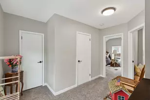 3647 Sheridan Ave N, Minneapolis, MN 55412 - Photo 20