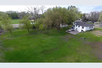 10715 Old Co Rd 15, Plymouth, MN 55441 - Photo 6