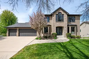 900 Lexington Ave N, New Prague, MN 56071 - Photo 1