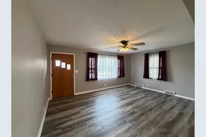 708 S Donaldson Street, Luverne, MN 56156 - Photo 8