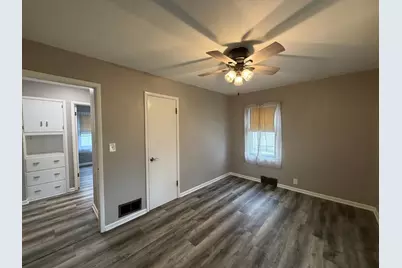 708 S Donaldson Street, Luverne, MN 56156 - Photo 12