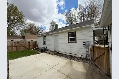 708 S Donaldson Street, Luverne, MN 56156 - Photo 2