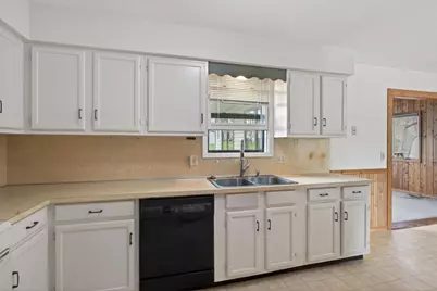 411 Adams Drive W, Young America Township, MN 55397 - Photo 4