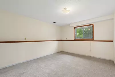 703 Cope Avenue W, Roseville, MN 55113 - Photo 20