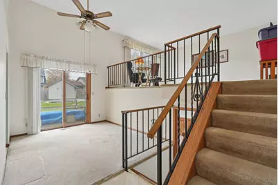 703 Cope Avenue W, Roseville, MN 55113 - Photo 14