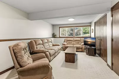 4220 Victoria Street N, Shoreview, MN 55126 - Photo 20