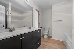 18241 Kerrville Trail, Lakeville, MN 55044 - Photo 14