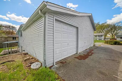 13225 Irving Avenue S, Burnsville, MN 55337 - Photo 52