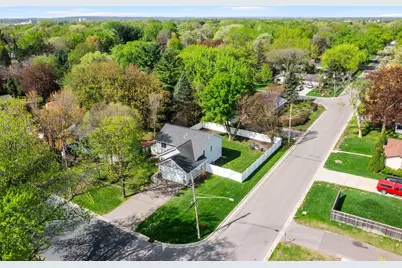 10800 Harrison Avenue S, Bloomington, MN 55437 - Photo 2