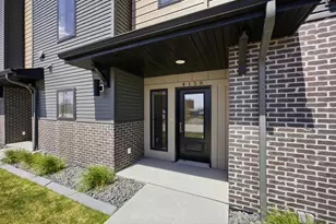 4158 Arthur Dr S, Fargo, ND 58104 - Photo 2