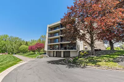 2485 Londin Lane E #423, Maplewood, MN 55119 - Photo 6