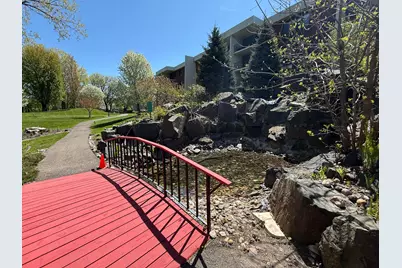 2485 Londin Lane E #423, Maplewood, MN 55119 - Photo 14