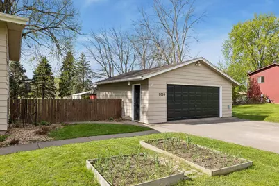 9055 Jamaca Court N, Lake Elmo, MN 55042 - Photo 2