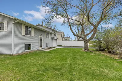 910 38th Avenue N, Saint Cloud, MN 56303 - Photo 1