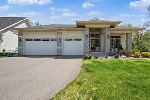 11784 Azure Ln, Inver Grove Heights, MN 55077 - Photo 2
