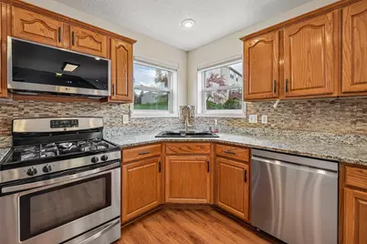 4909 Rusten Rd, Eagan, MN 55122 - Photo 16