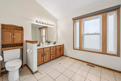 4909 Rusten Rd, Eagan, MN 55122 - Photo 28