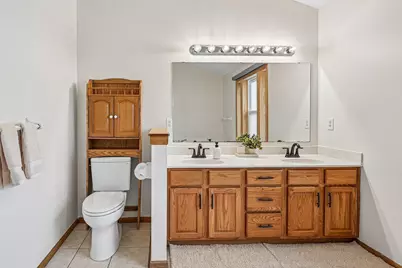 4909 Rusten Rd, Eagan, MN 55122 - Photo 30