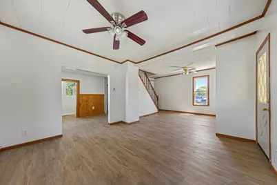 272 W Tyrone Street, Le Center, MN 56057 - Photo 6