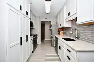 1110 3rd Ave N, Fargo, ND 58102 - Photo 4