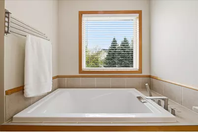 17795 Idawood Path, Lakeville, MN 55044 - Photo 16