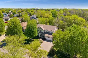 3790 Yellowstone Ln N, Plymouth, MN 55446 - Photo 2