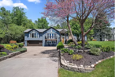 10920 32nd Avenue N, Plymouth, MN 55441 - Photo 4