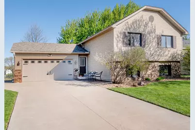 1372 Granite Lane N, Oakdale, MN 55128 - Photo 2