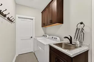 4606 Buckingham Dr NW, Rochester, MN 55901 - Photo 22