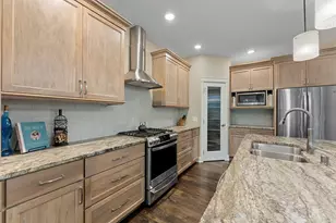 10230 57th Ave N, Plymouth, MN 55442 - Photo 14
