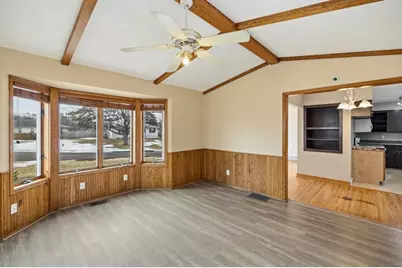 303 Roma Avenue, Roseville, MN 55113 - Photo 8