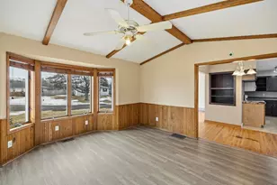 303 Roma Ave, Roseville, MN 55113 - Photo 8