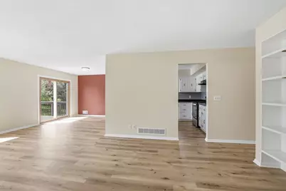 738 County Road B E, Maplewood, MN 55117 - Photo 12