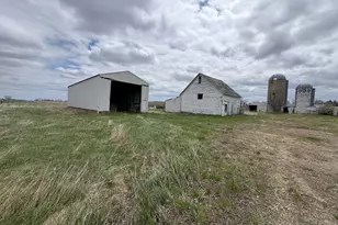420 Depue St, Holloway, MN 56249 - Photo 4