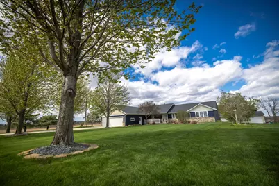 10981 270th Street E, Cannon Falls, MN 55009 - Photo 2