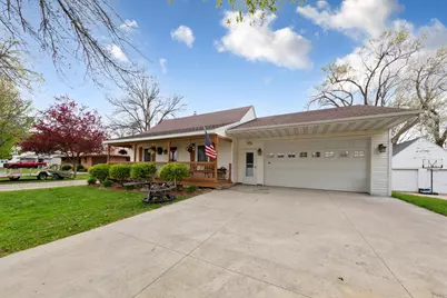 530 S 4th Street, Le Sueur, MN 56058 - Photo 2