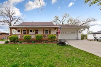530 S 4th Street, Le Sueur, MN 56058 - Photo 1
