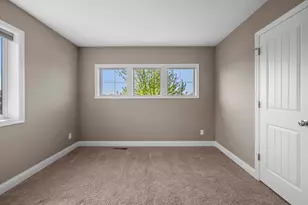 6023 158th St W, Apple Valley, MN 55124 - Photo 44
