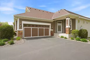 8126 W 132nd St, Savage, MN 55378 - Photo 2