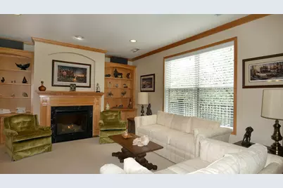 8292 Labont Way #200, Eden Prairie, MN 55344 - Photo 16