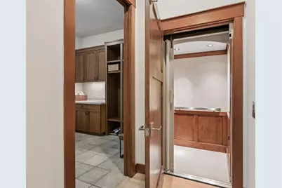 721 Rice Street E, Wayzata, MN 55391 - Photo 20