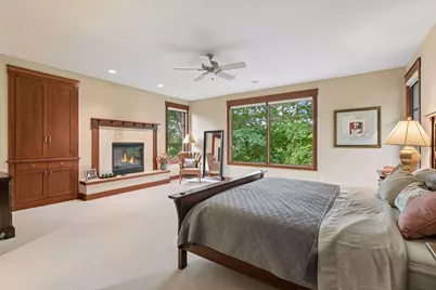 721 Rice Street E, Wayzata, MN 55391 - Photo 24